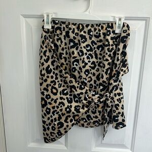 Women’s cheetah print skirt with elastic waist size large